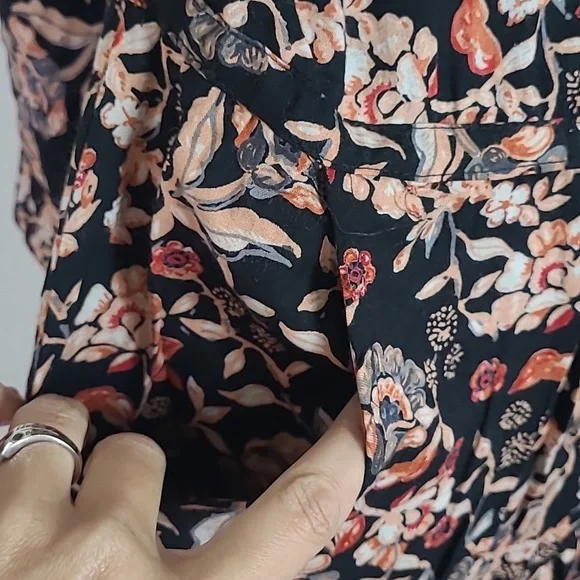 Angie Black and Tan Floral Dress Mini Size Small - Picture 4 of 8